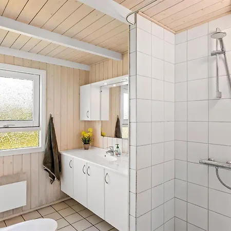 Dom wakacyjny Otta - 779m From The Sea By Interhome